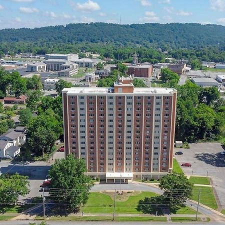 Newly Renovated 1 Bedroom Apartment Near Downtown Gadsden Exterior photo